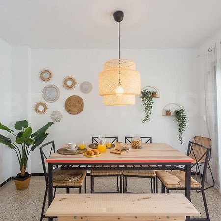 Cozy Apartment In Salinetas Beach. Exteriör bild